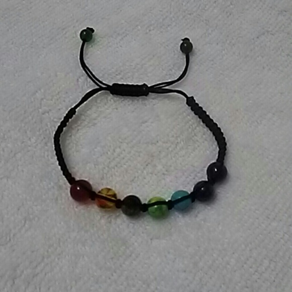 Natural 7 stone chakra adjustable bracelet - Picture 1 of 2